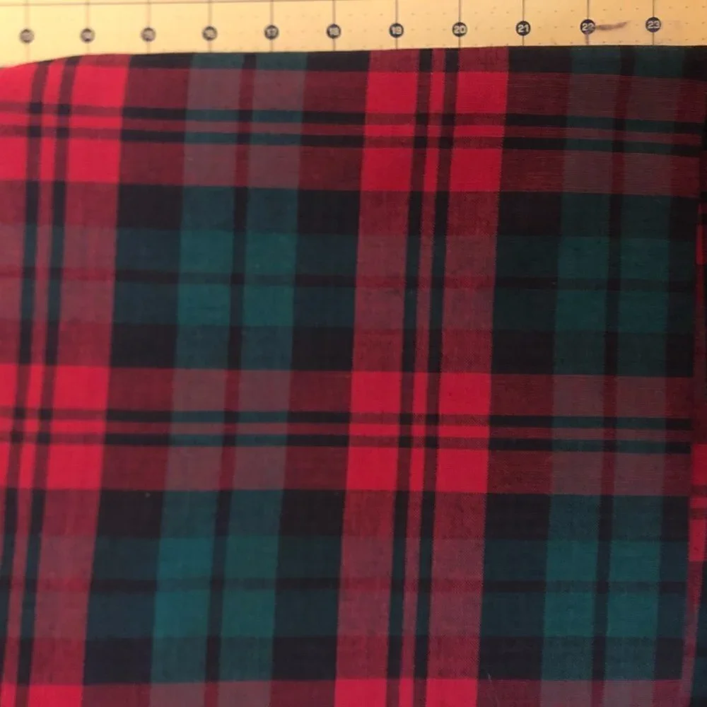 🛒 $16 Homespun Quilt Cotton Fabric Material 2 yard Red Green Plaid Tartan #751